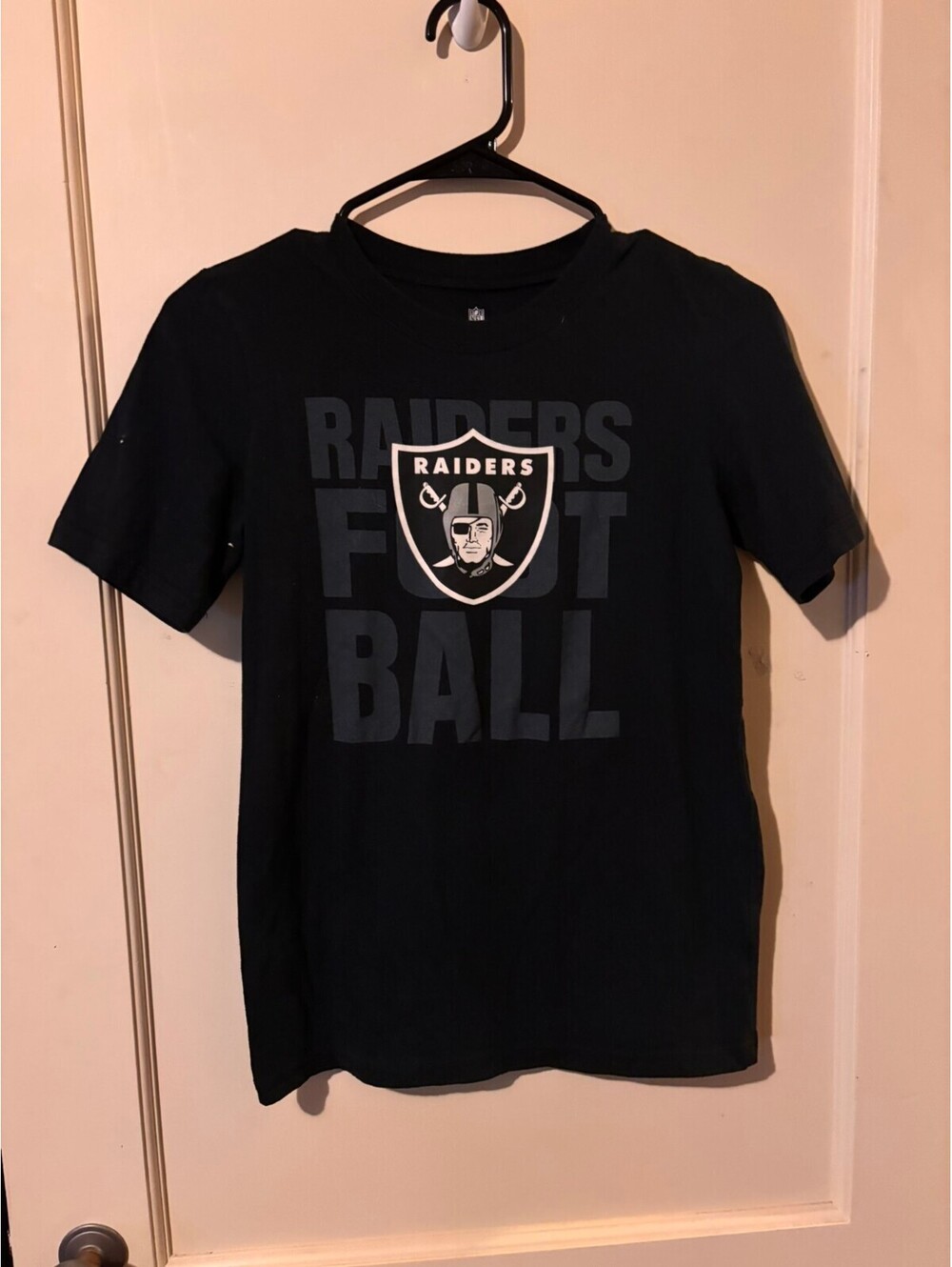 NFL Team Apparel Raiders Football black T-shirt 14